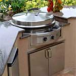 Evo Flat Top Grill with Built-in Design for Outdoor Kitchens